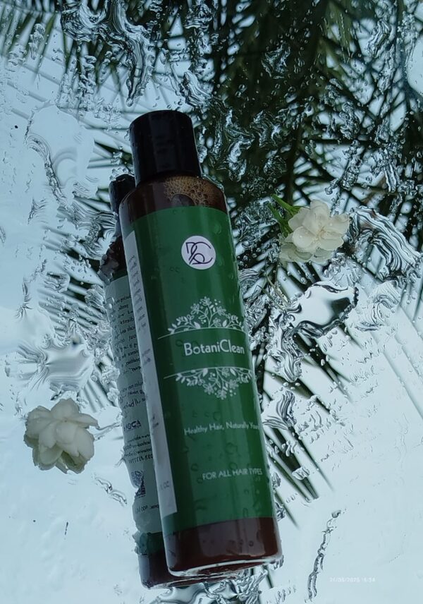 Herbal Organic Shampoo (BotaniClean)